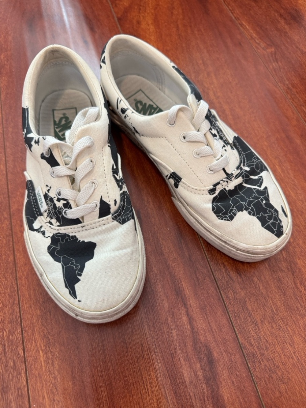 Vans Canvas Low-Top Sneakers in Cream and Black World Map Print
